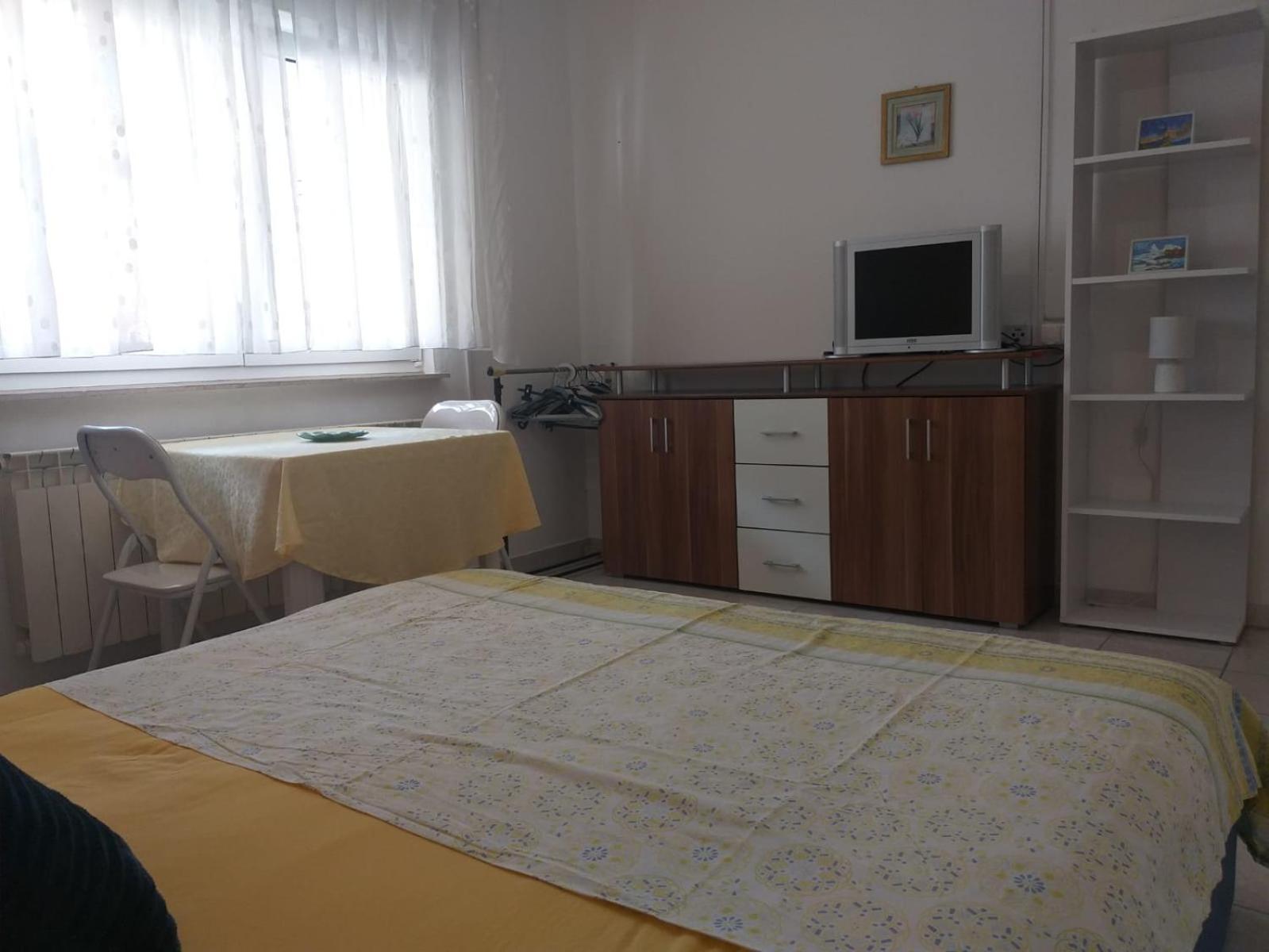 Beach Apartments Nemira オミシュ エクステリア 写真